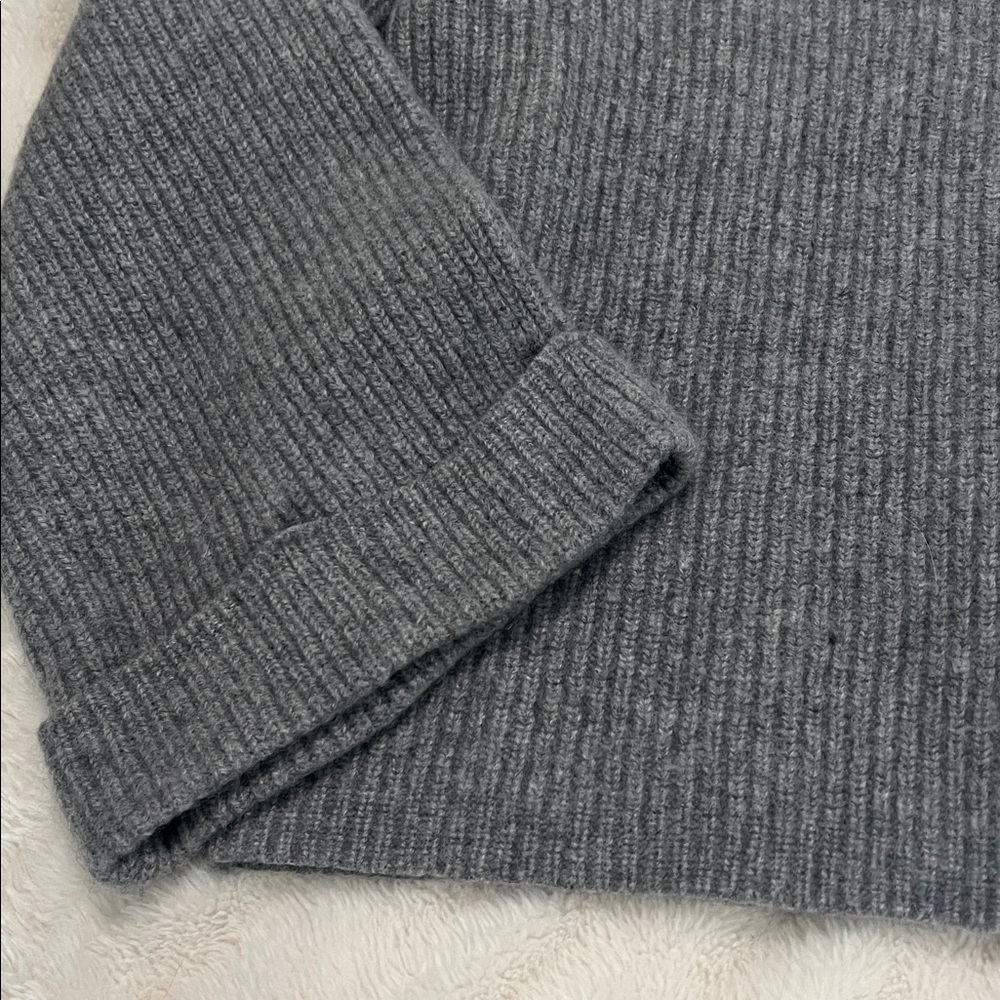 Saks Fifth Avenue Gray Cashmere Ribbed Boxy Sweater - Picture 3 of 3